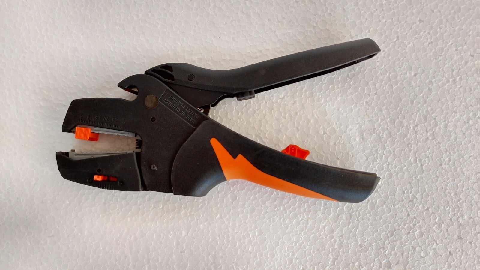 admin/uploads/uploads/Weidmuller 9005000000 stripax_2.webp